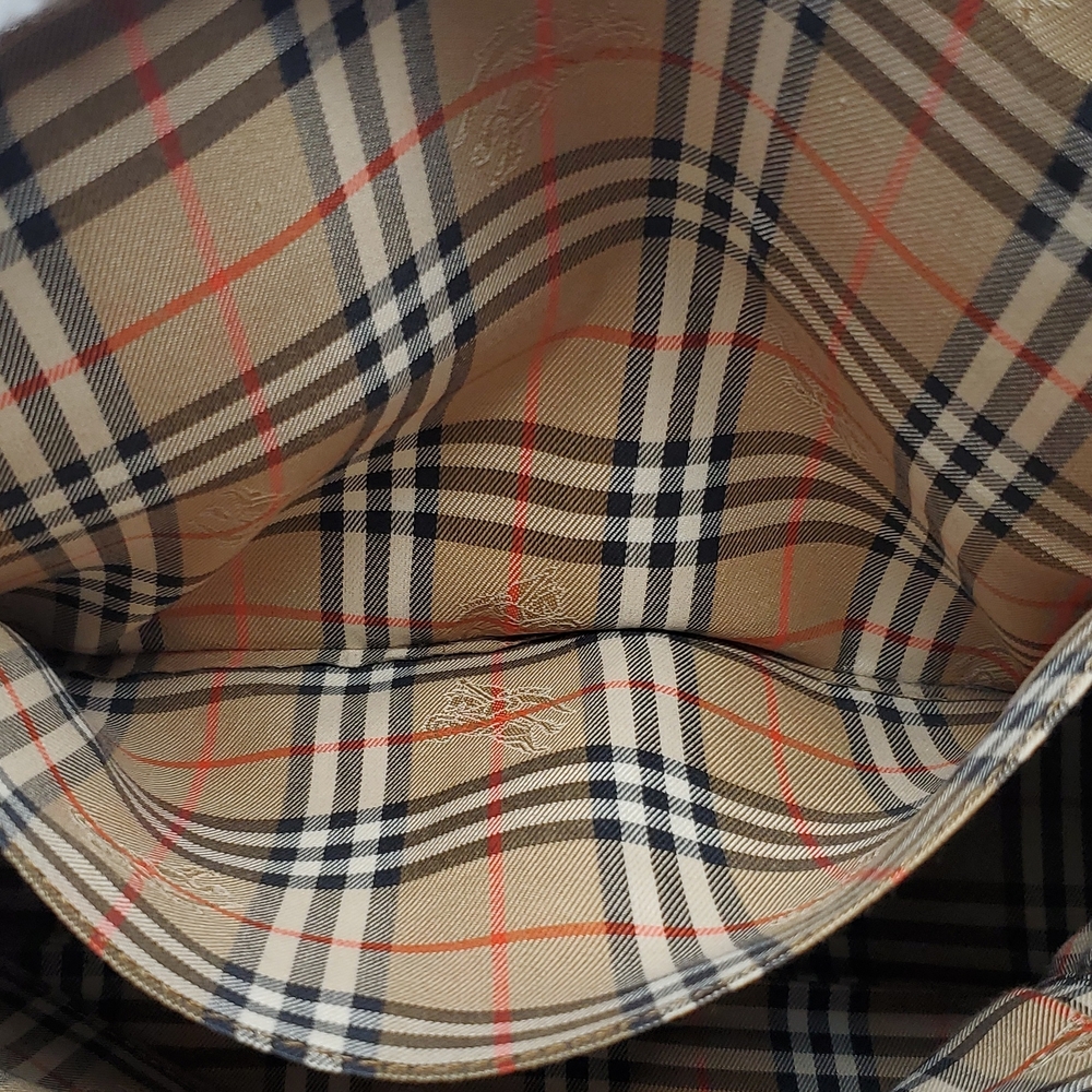 Authentic Vintage Burberry Plaid Interior Handbag With COA - Picture 10 of 15